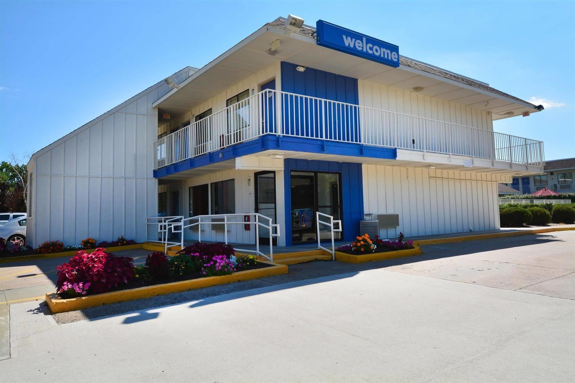 Motel 6-Windsor Locks, Ct - Hartford Dış mekan fotoğraf