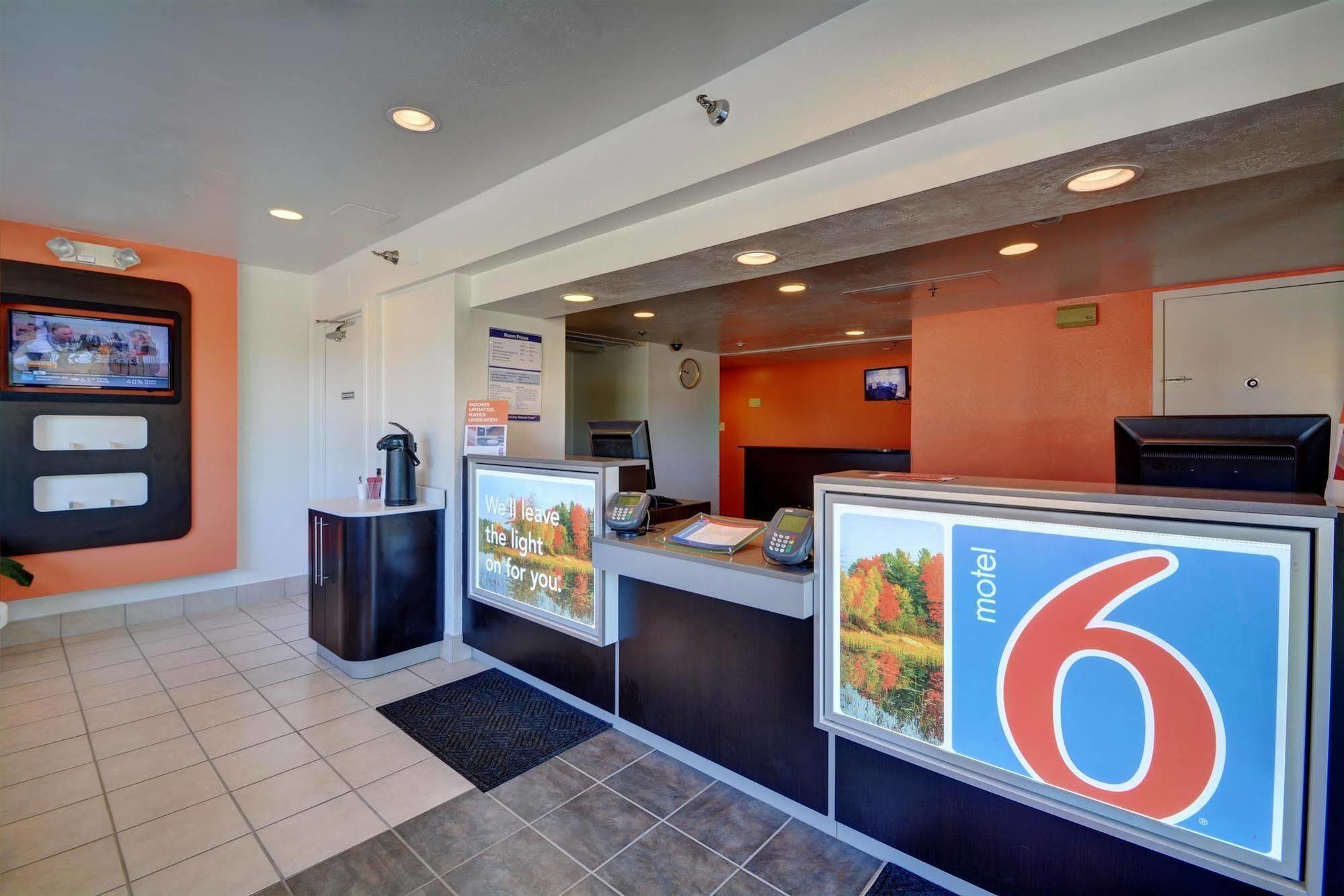 Motel 6-Windsor Locks, Ct - Hartford Dış mekan fotoğraf