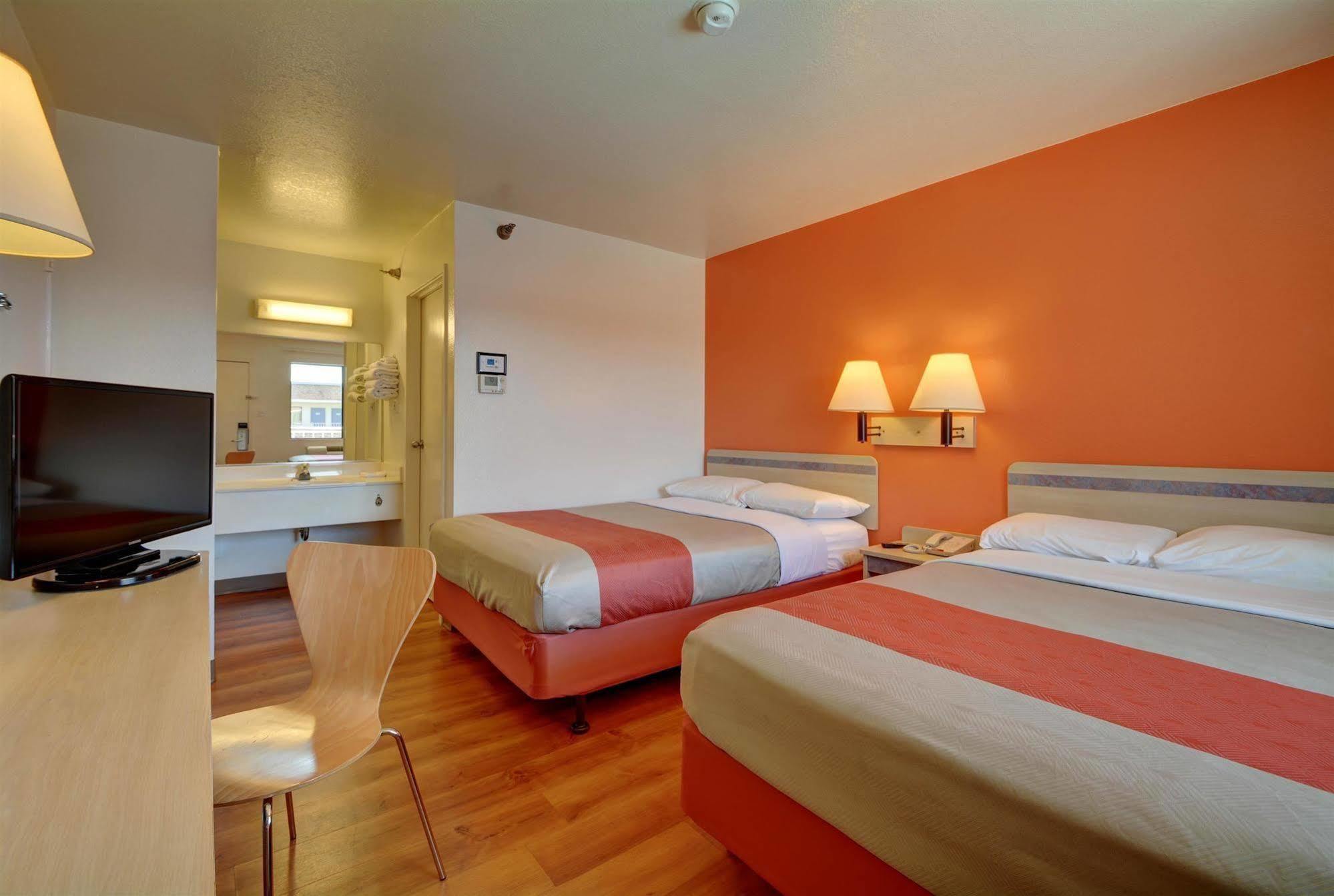 Motel 6-Windsor Locks, Ct - Hartford Dış mekan fotoğraf