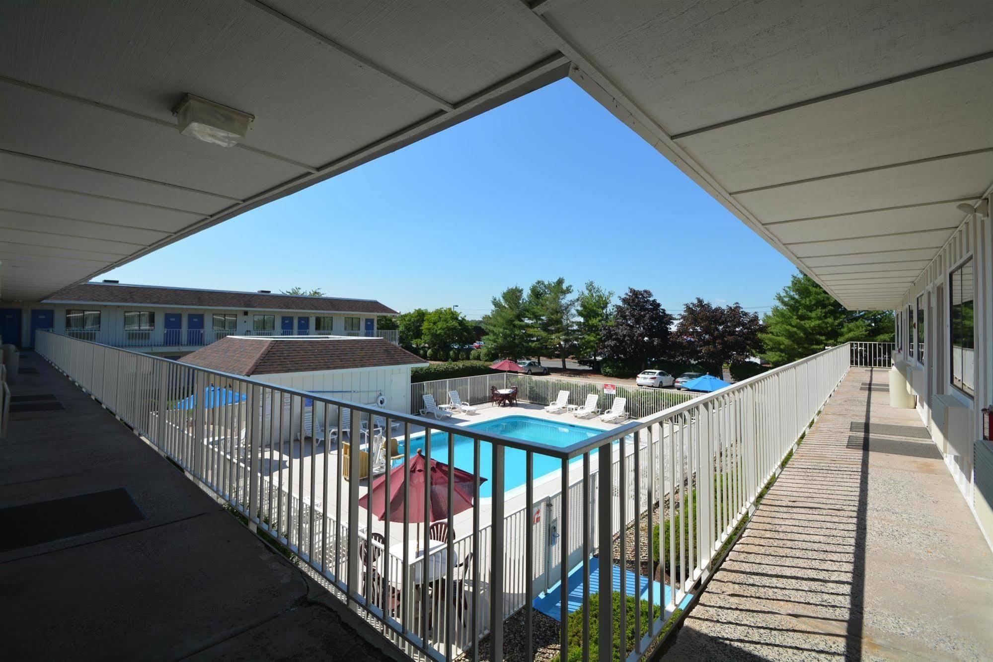 Motel 6-Windsor Locks, Ct - Hartford Dış mekan fotoğraf
